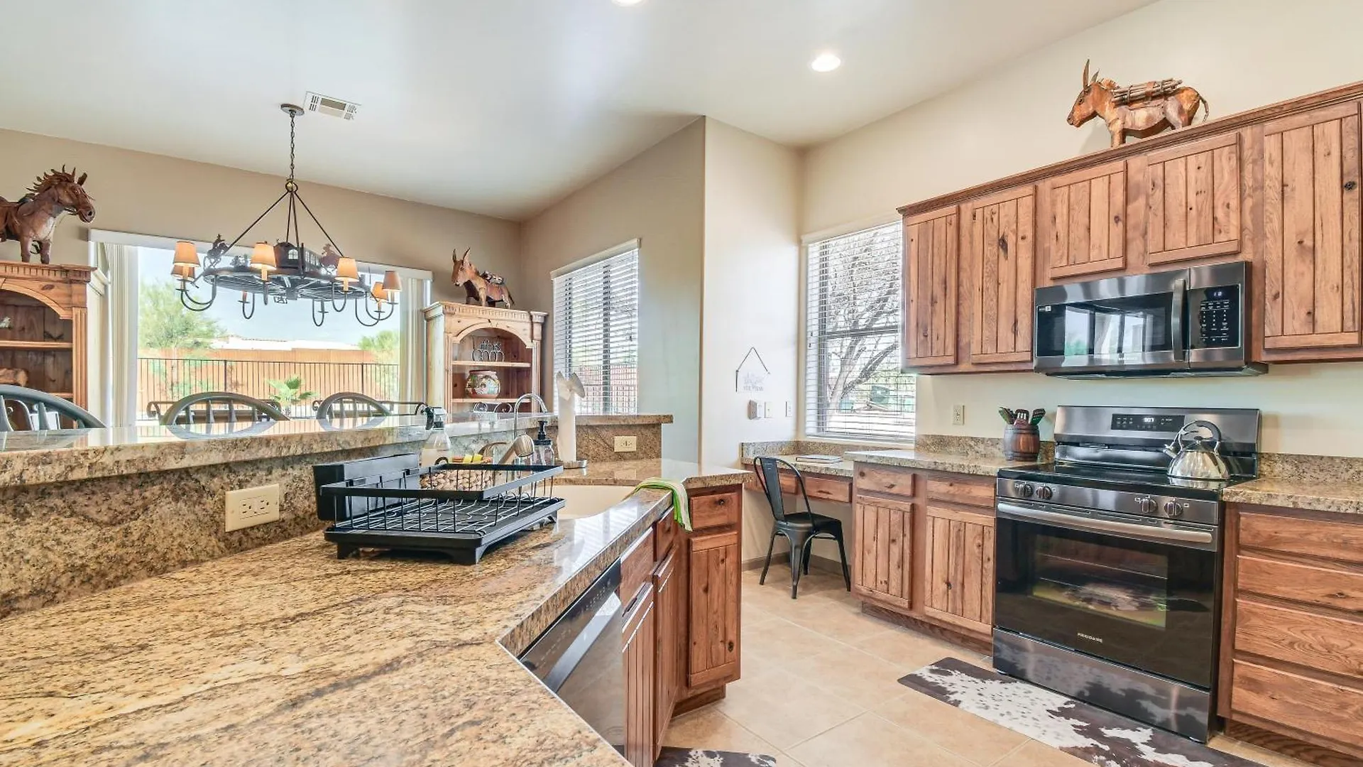 펜션 Scottsdale Home With Private Outdoor Space